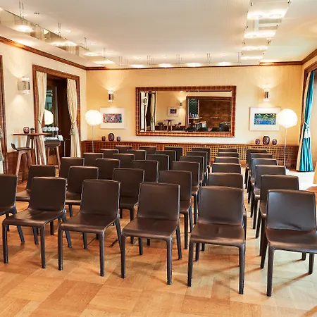 Ameron Bellerive Au 4*