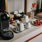 Ameron Bellerive Au Отель